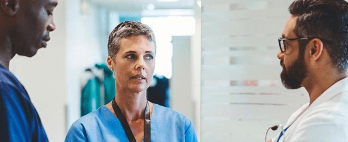 Doctors conversating